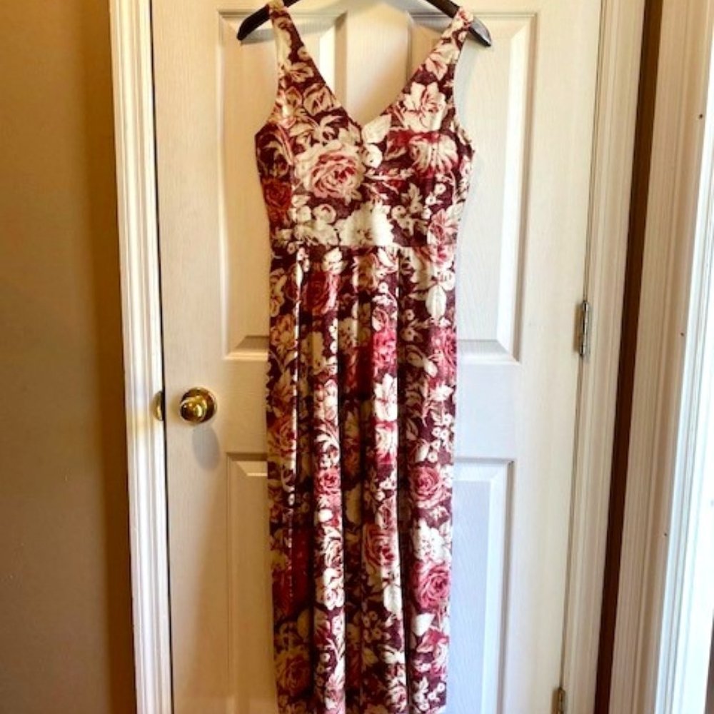 BRAND NEW CHAPS Women’s Wine/Cream Dress Size S